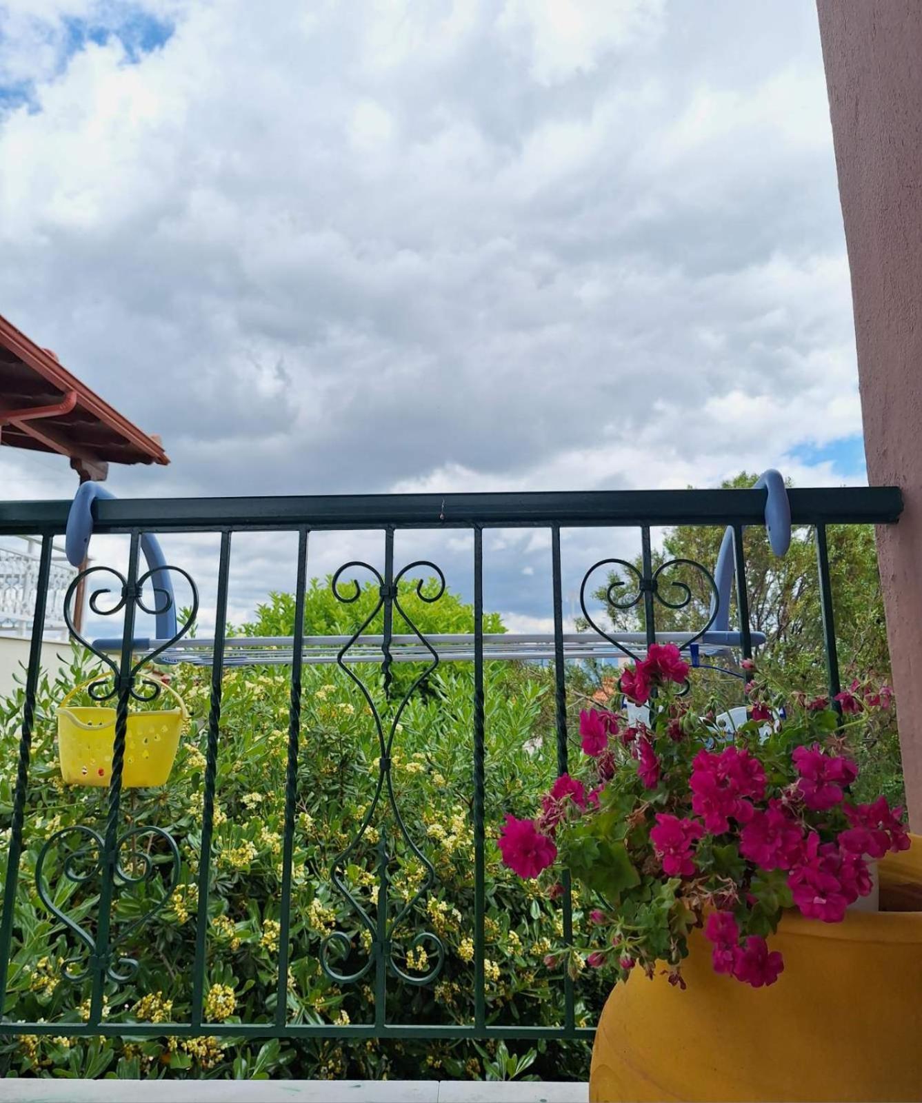 Roadhouse, Nilie Hospitality Mgmt Villa ฟิออยิตา ภายนอก รูปภาพ
