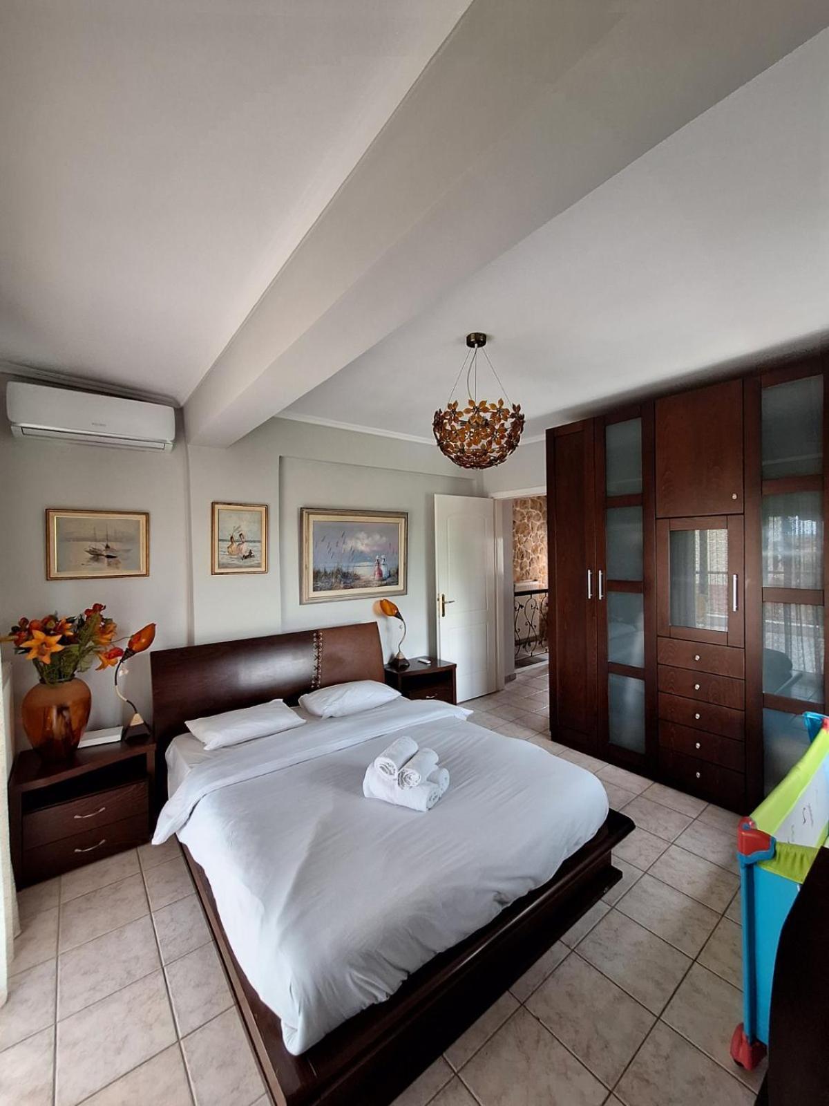 Roadhouse, Nilie Hospitality Mgmt Villa ฟิออยิตา ภายนอก รูปภาพ